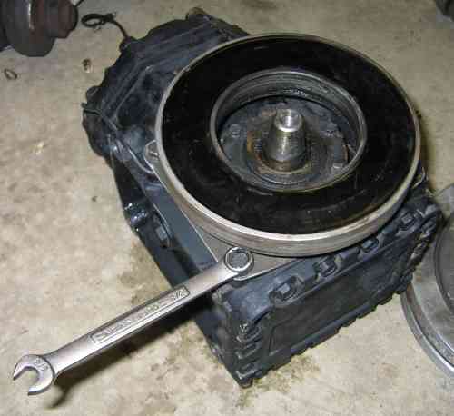 pull the rest of the assembly by removing the 4 bolts