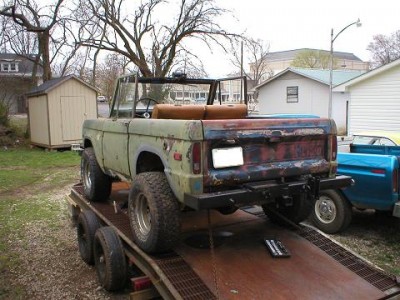 topless 004.jpg