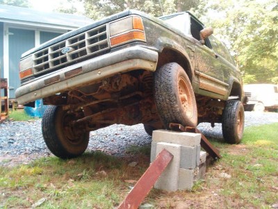 bronc6-2.JPG (113.44 KiB) Viewed 1406 times bronc6-2.JPG